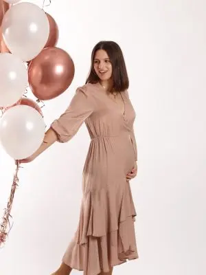 Dolga ženska obleka z volančki LILIJA
