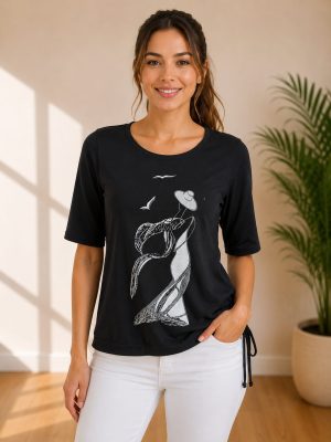 Elegantna črna ženska majica s potiskom